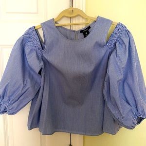 Soloiste blue and white striped cold shoulder blouse size small